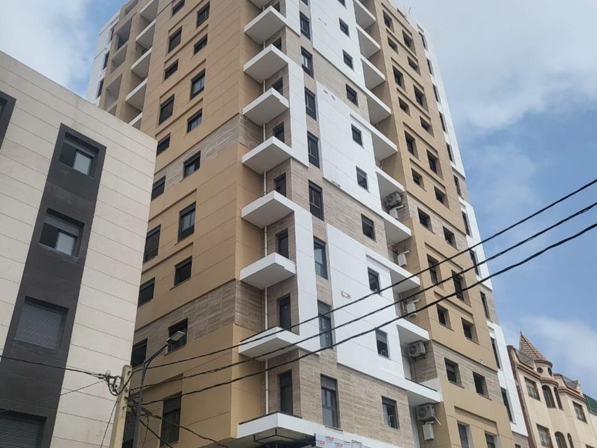 Appartement F4 à vendre à Millénium, Oran Sans vis-à-vis