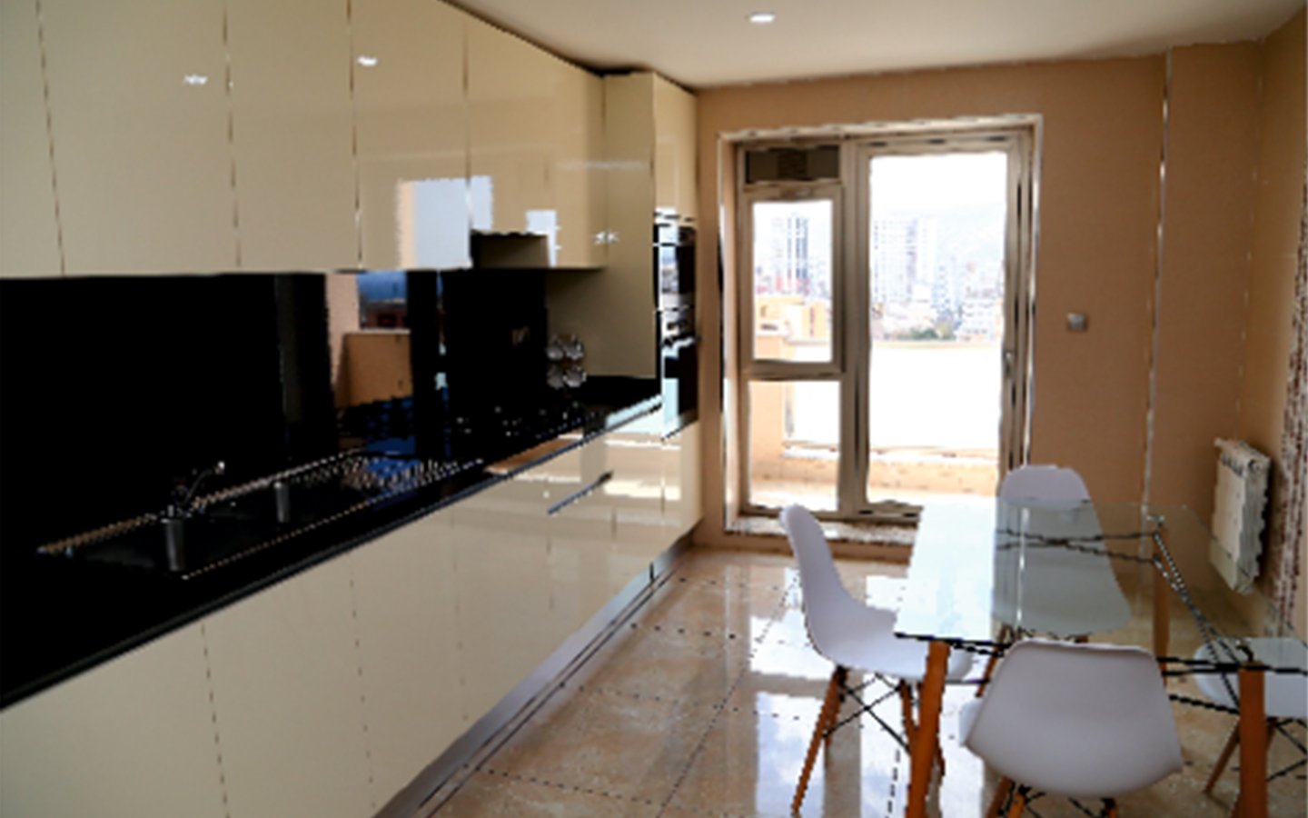 Appartement F4 à vendre - Belair, Oran