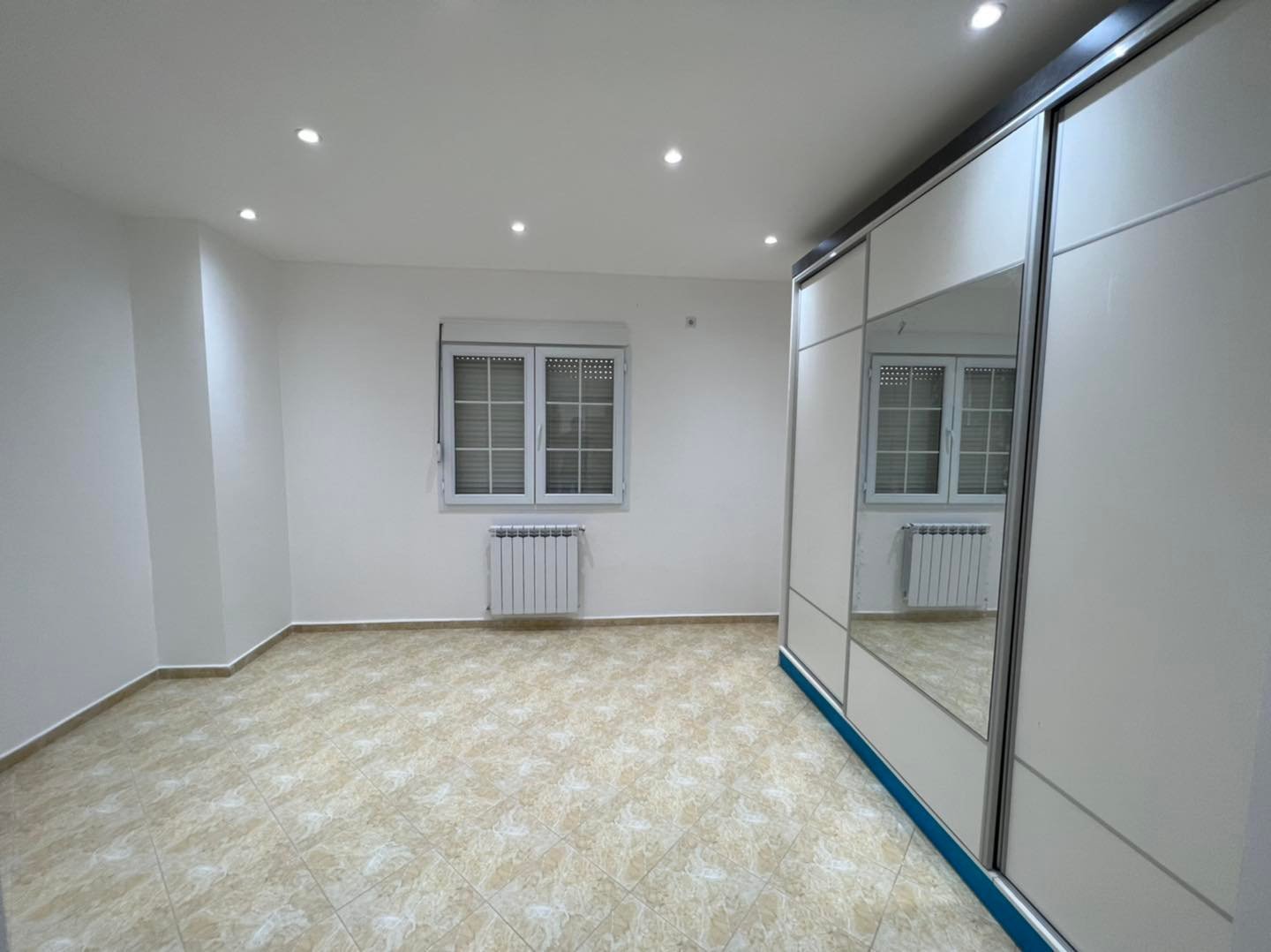 Appartement F3 102-105- à vendre à Sidi Saïd - Tlemcen