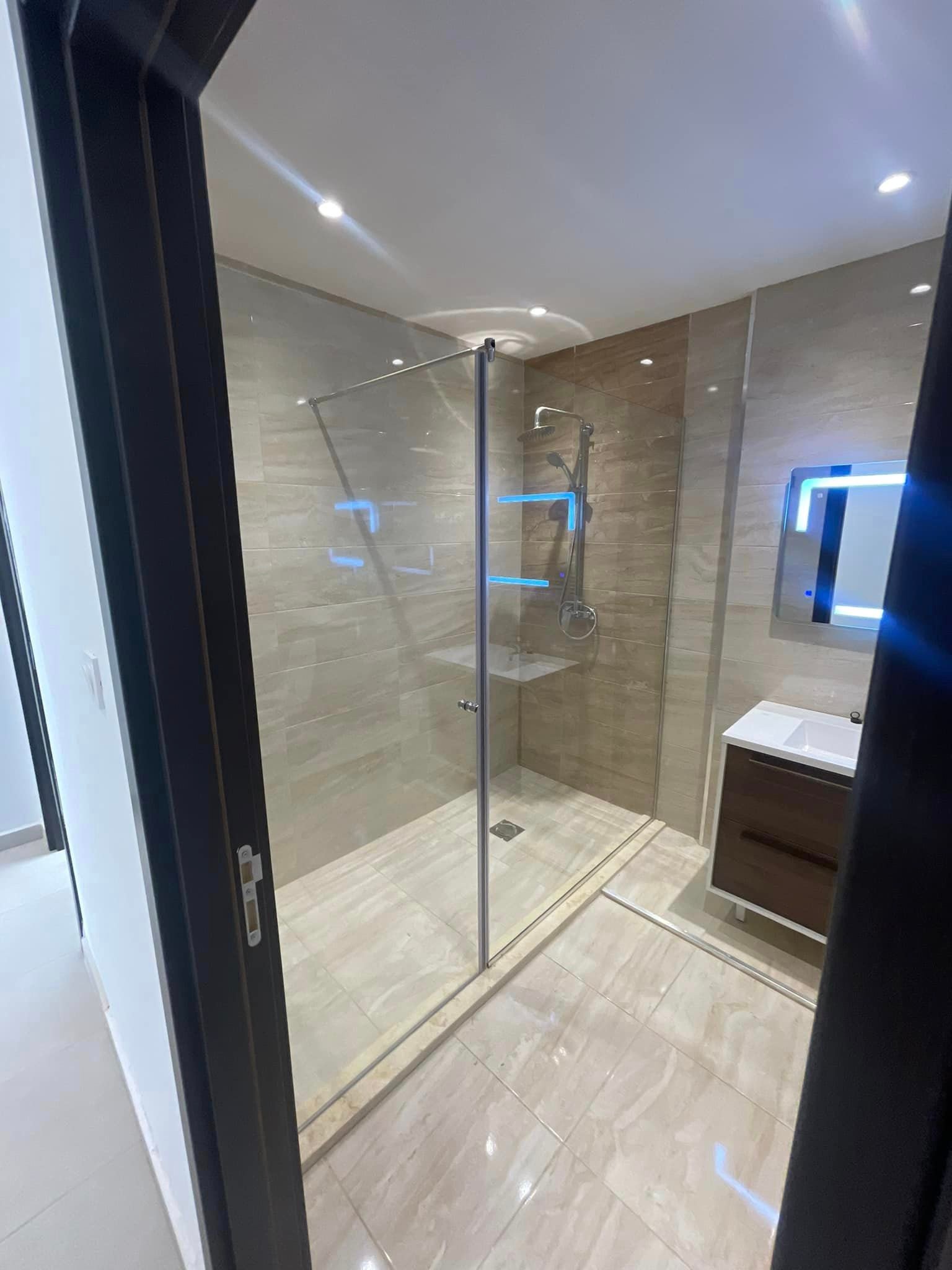 Appartement F4 à vendre -Usto-Oran avec vue panoramique
