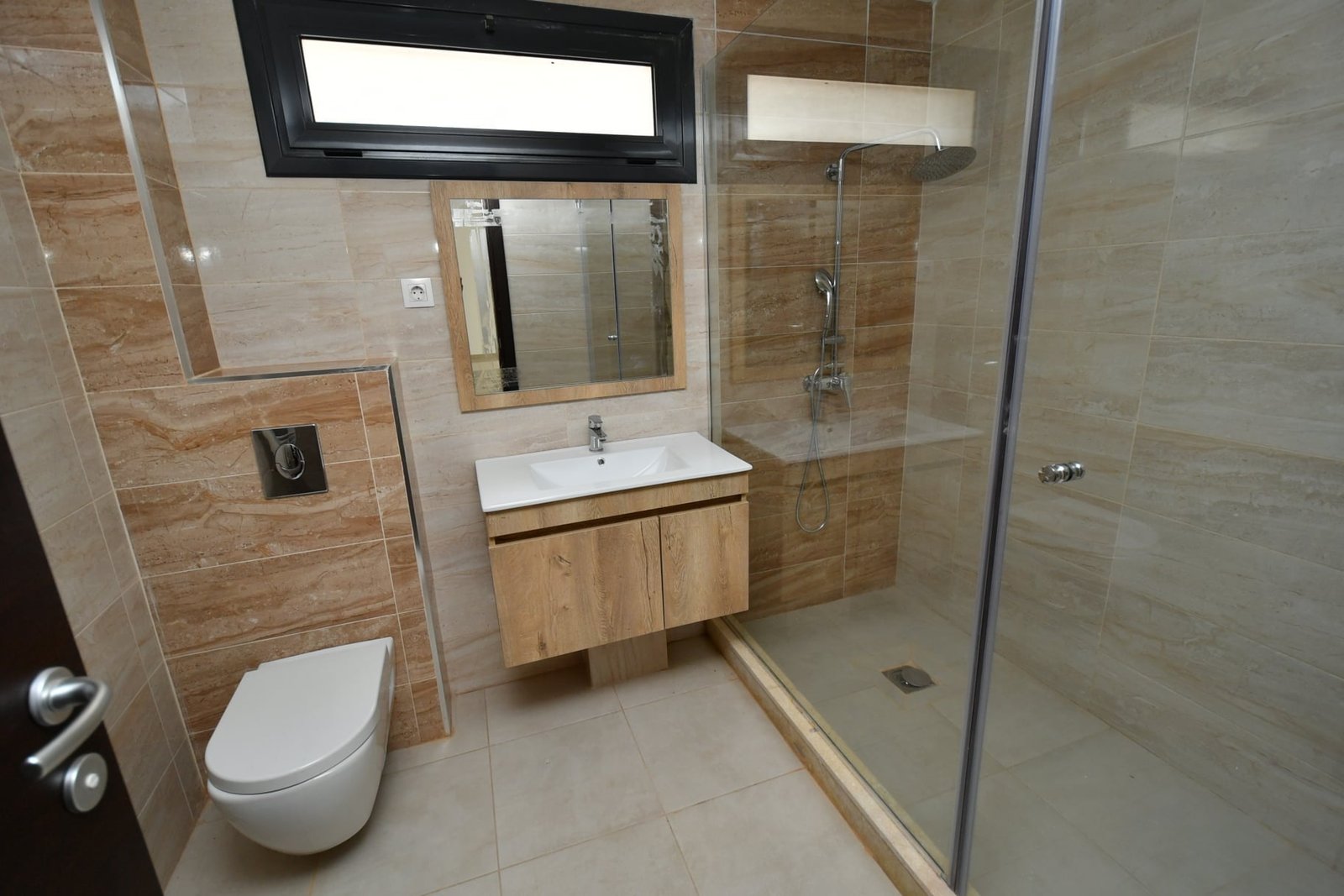 Appartement T5 à vendre -Bahia-Oran avec vue panoramique