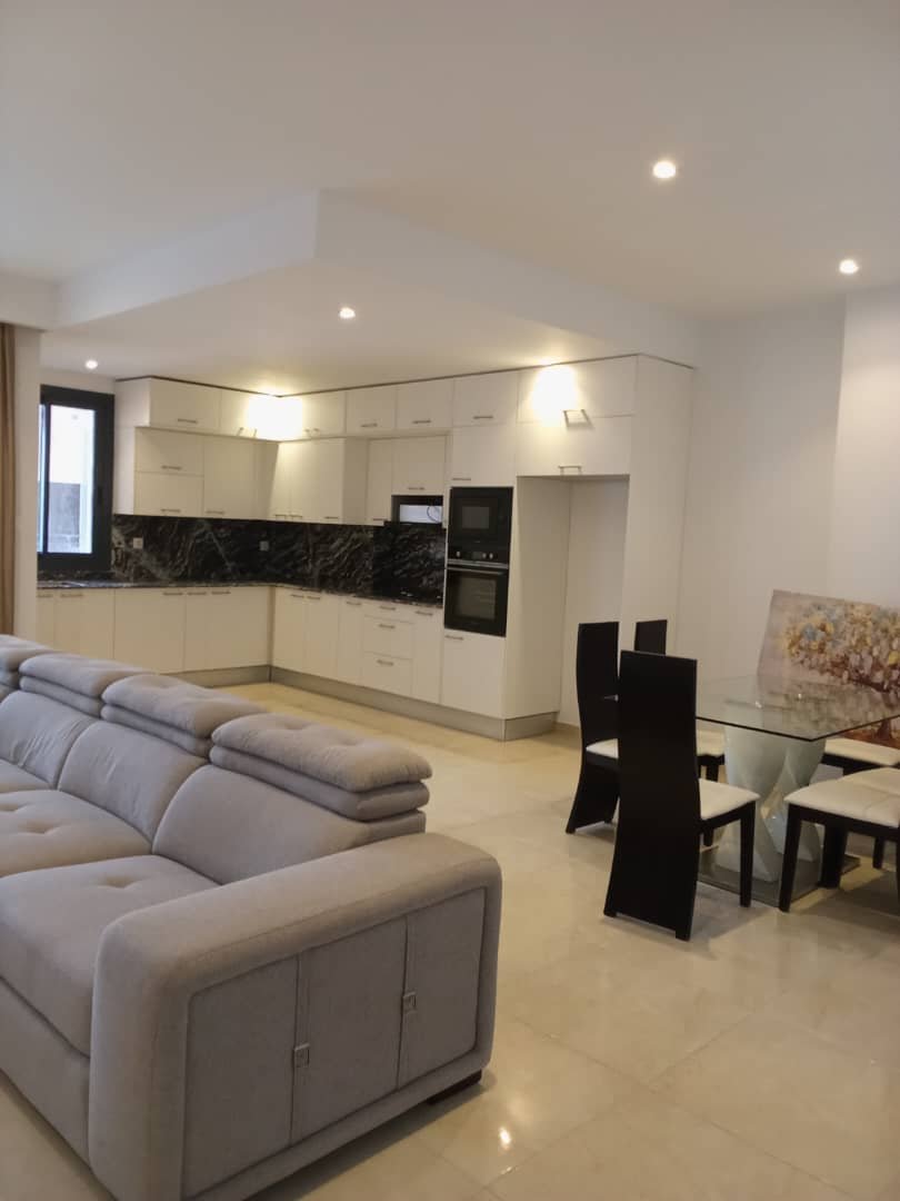 Appartement T3 à vendre -Frange Maritime-Oran avec vue panoramique