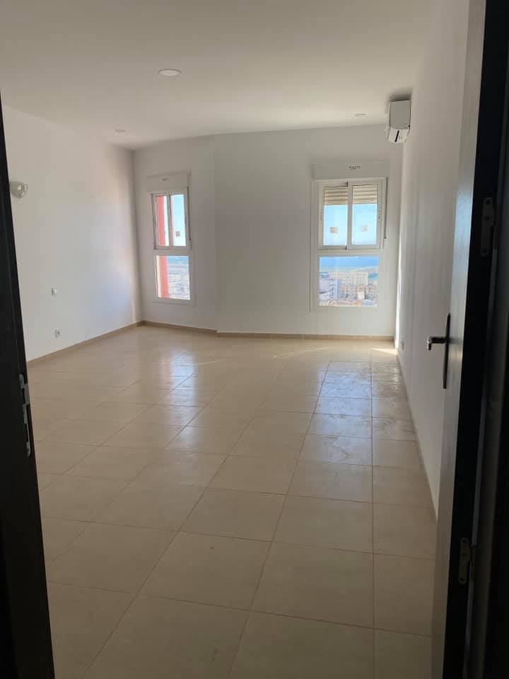 Appartement F4 à vendre - Hai Khemisti- Oran avec vue panoramique