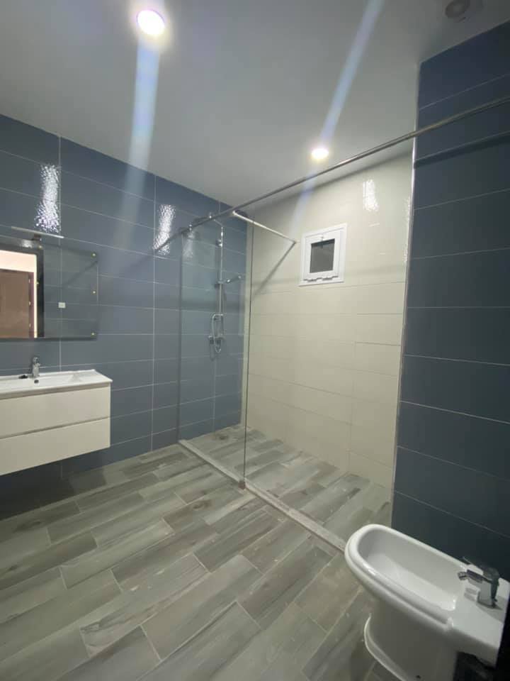 Appartement F3 à vendre - Hai Khemisti-Oran avec vue panoramique
