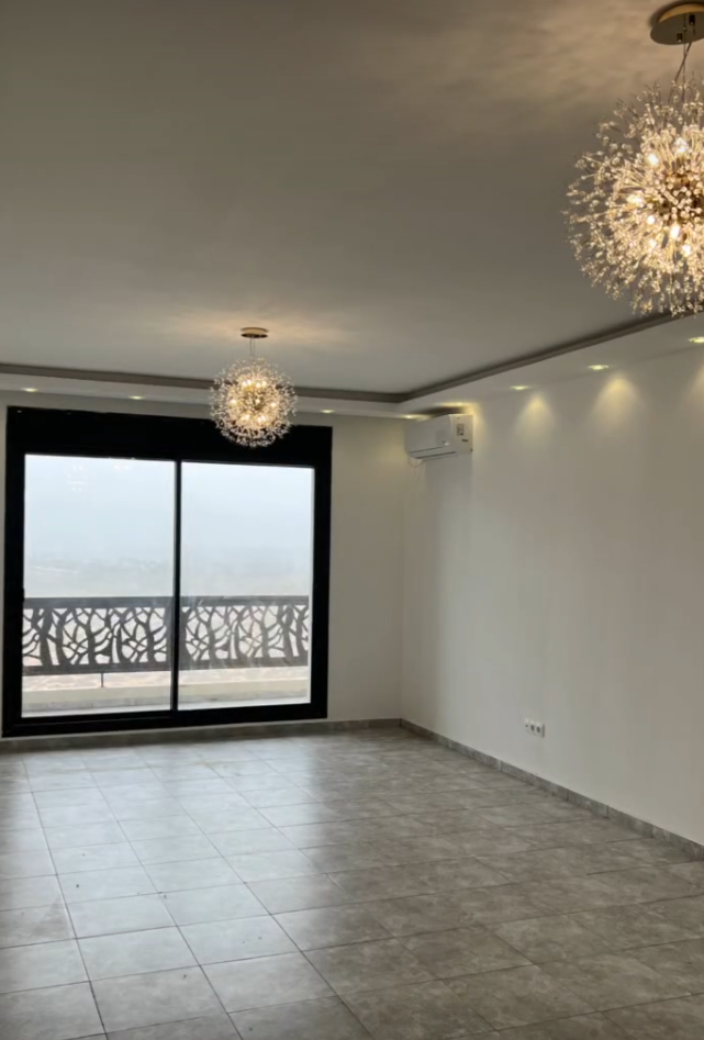 Appartement T4 à vendre - Canastel-Oran avec vue panoramique