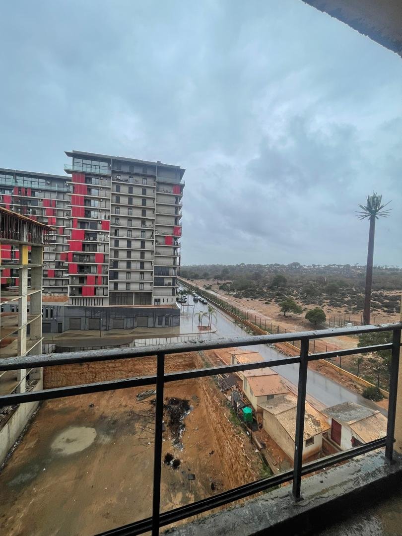 Appartement F4 121, à vendre - Canastel- ORAN avec piscine