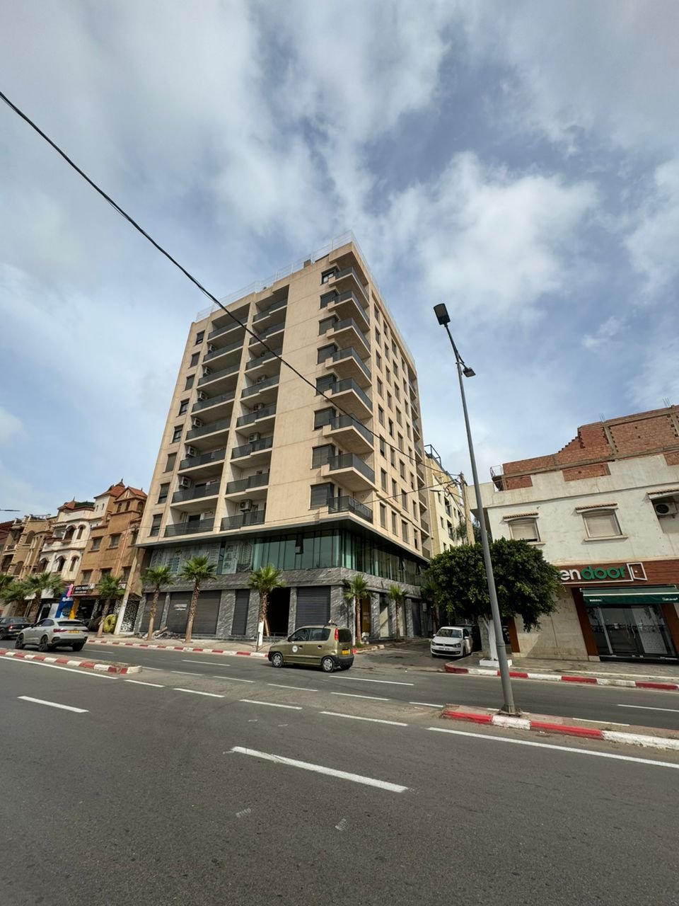 Local commercial à louer - Traversa- Oran avec vue panoramique