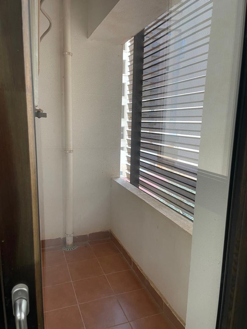 Appartement F4 à vendre - Rue Ikhlef-Serir Mohammed - Oran avec vue sur mer