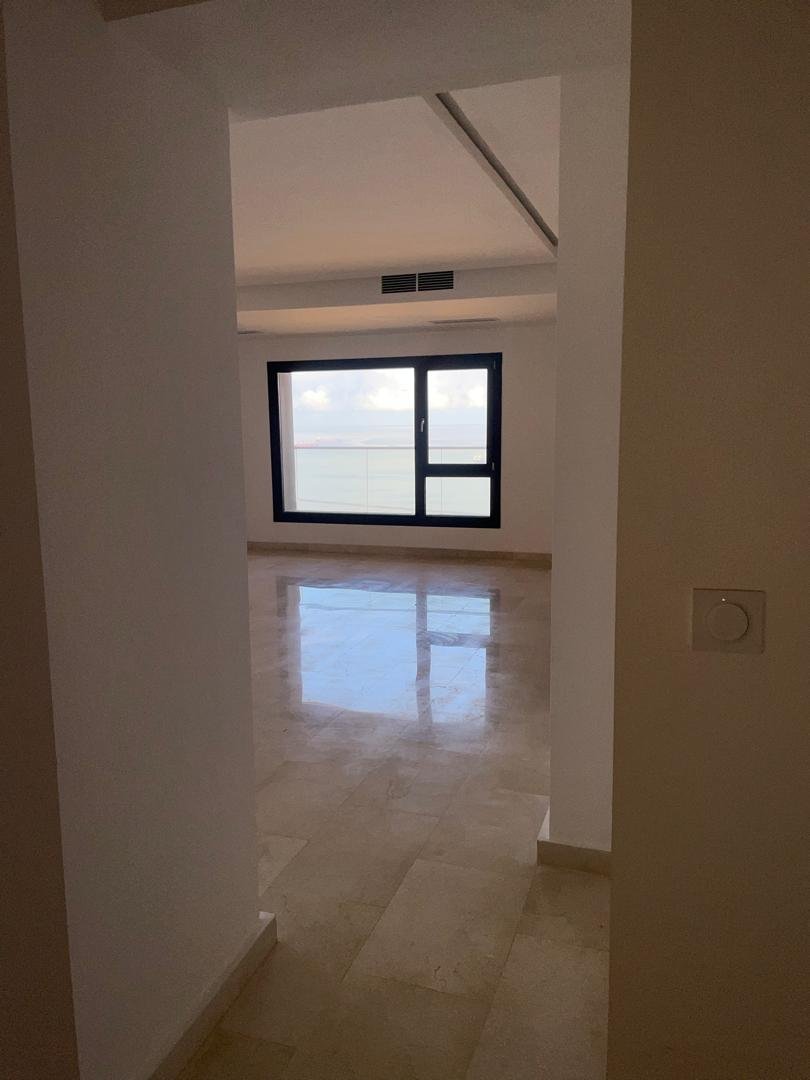 Appartement F5 à vendre - Rue Ikhlef-Serir Mohammed - Oran avec vue sur mer