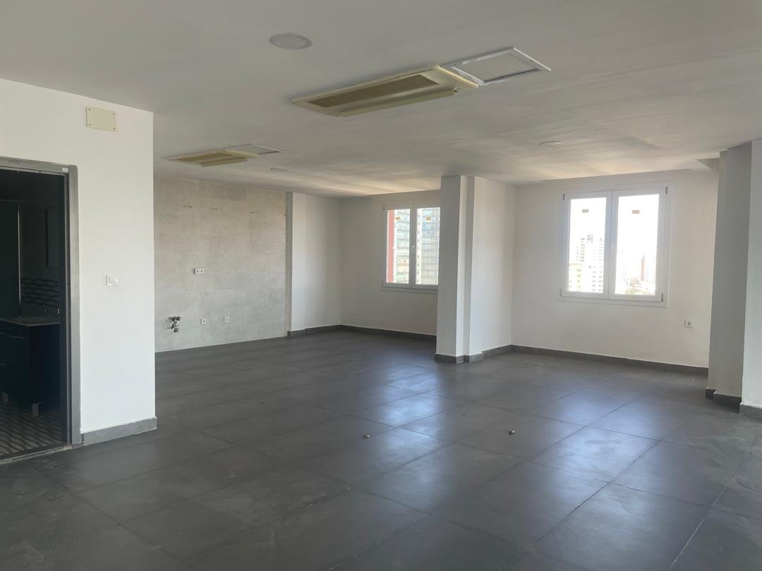 Appartement F6 à vendre - Les Falaise - Oran avec vue sur mer