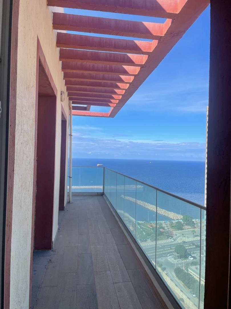 Appartement F6 à vendre - Les Falaise - Oran avec vue sur mer