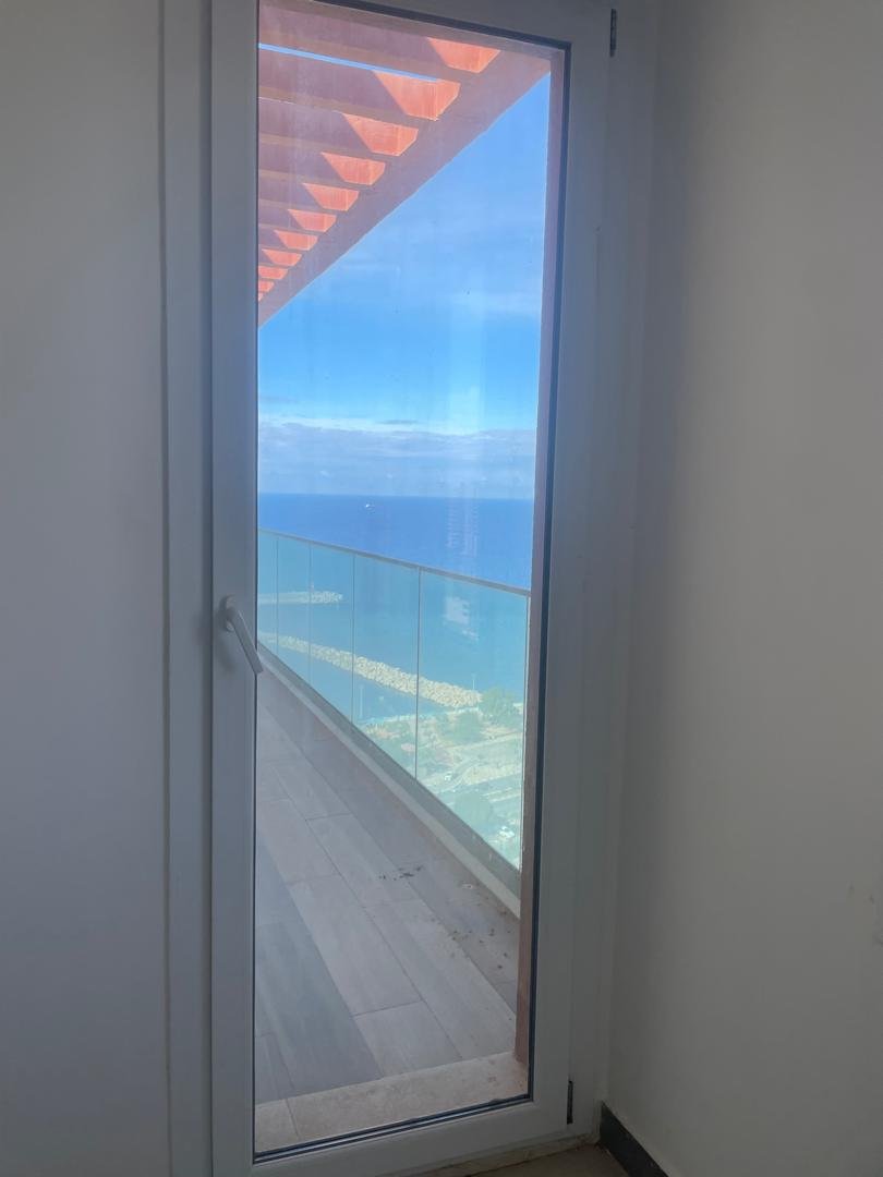 Appartement F6 à vendre - Les Falaise - Oran avec vue sur mer