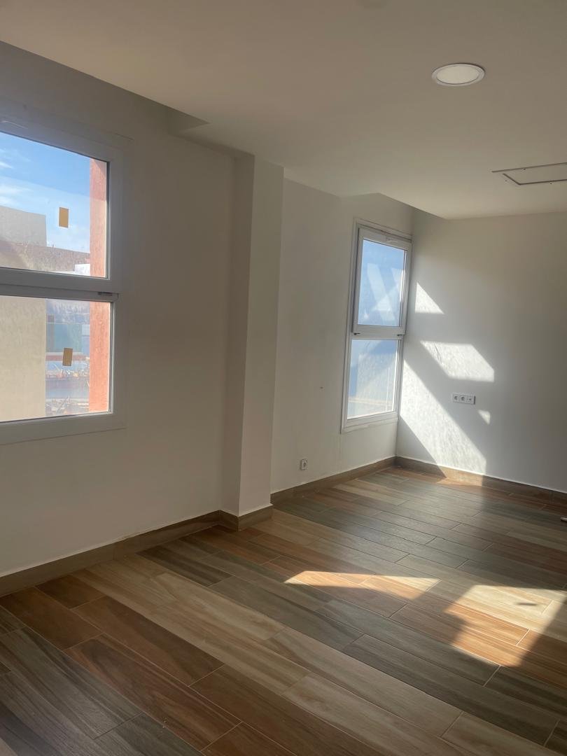 Appartement F6 à vendre - Les Falaise - Oran avec vue sur mer