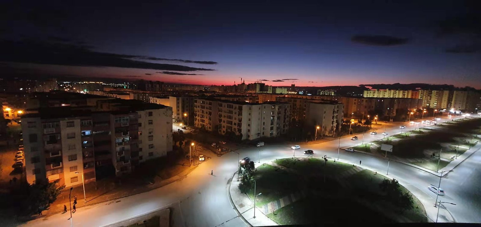 Appartement F3 à vendre - Boulverd Des Lions- Oran avec vue panoramique