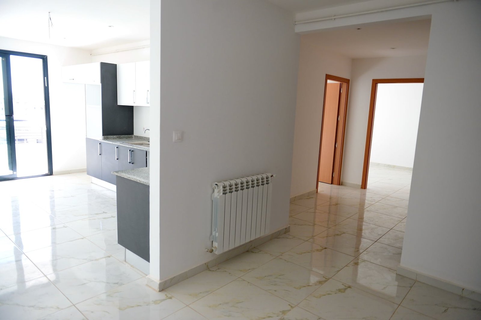 Appartement F4 à vendre -Boulverd Des Lions-Oran avec vue panoramique