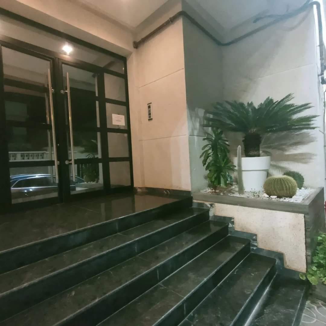 Appartement F3 à vendre - Gambetta-Oran avec vue panoramique