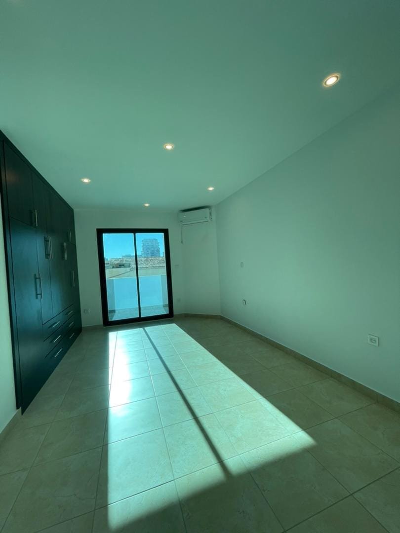Appartement F3 à vendre - Gambetta-Oran avec vue panoramique