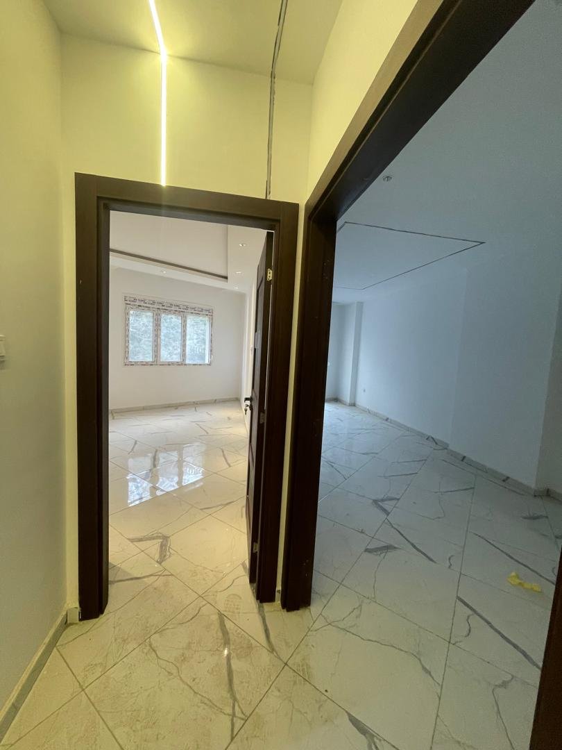 Appartement F4 à vendre - Fernand Ville - Oran avec vue sur mer