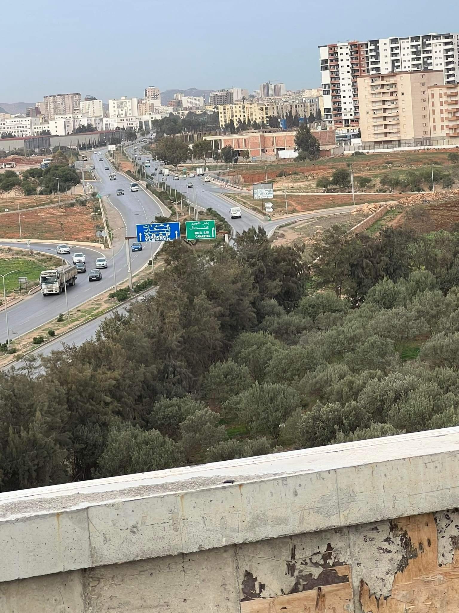 Appartement T3 à vendre - Sidi Maarouf-Oran avec terrasse