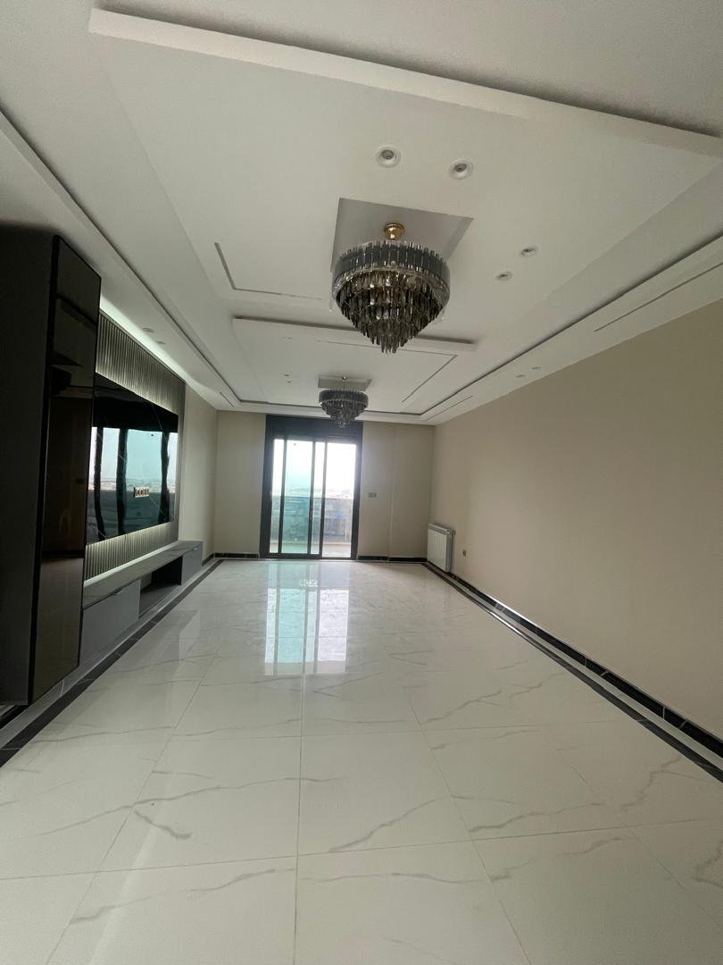 Appartement F5 à vendre - Belgaid - Oran avec vue panoramique