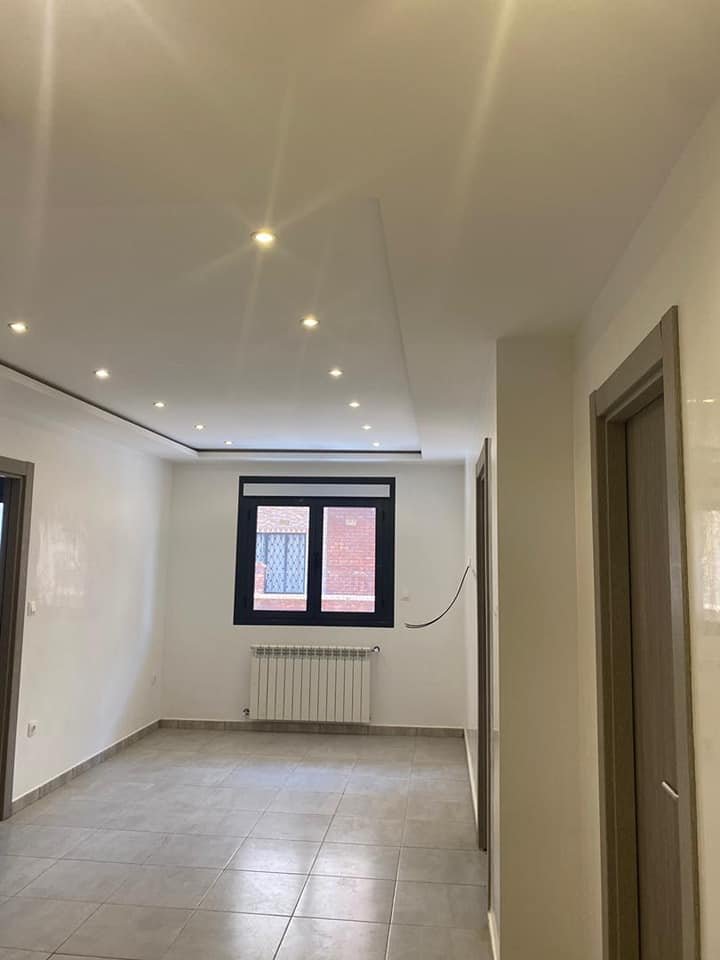 Appartement F5 à vendre- Albert Premier-Oran avec vue sur mer