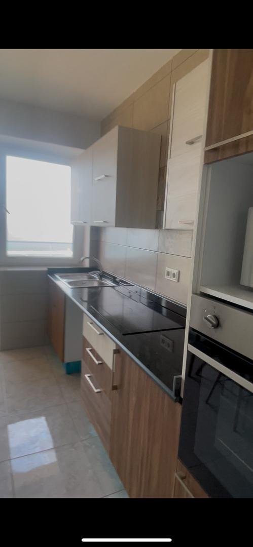 Appartement F4 à vendre - Pont Zabana - Oran avec vue sur mer