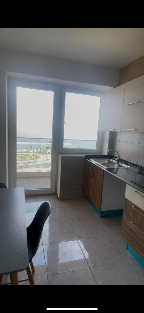 Appartement F4 à vendre - Pont Zabana - Oran avec vue sur mer
