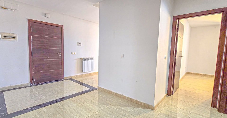 Appartement F3 à vendre - Akid Lotfi - Oran avec vue sur mer