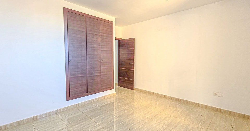 Appartement F3 à vendre - Akid Lotfi - Oran avec vue sur mer