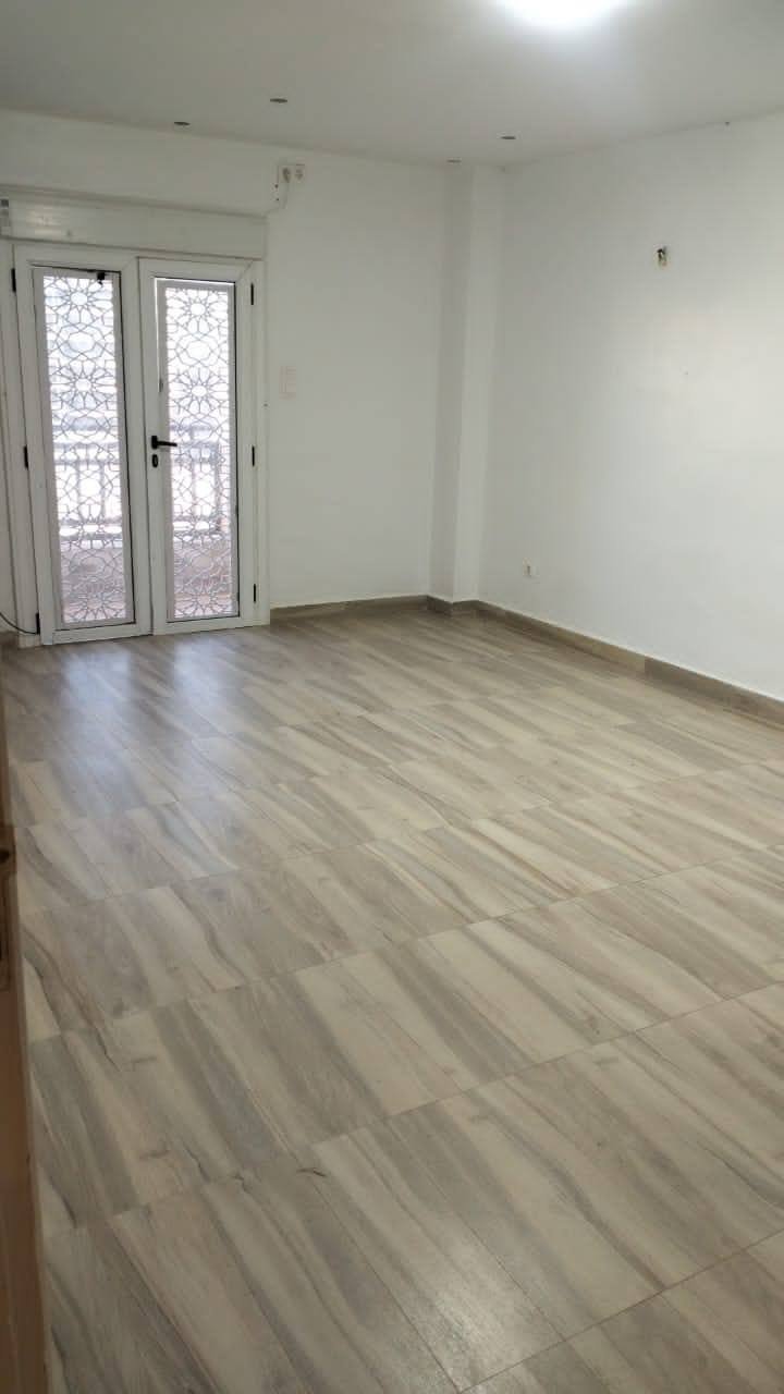 Appartement F4 à vendre - Belgaïd- Oran