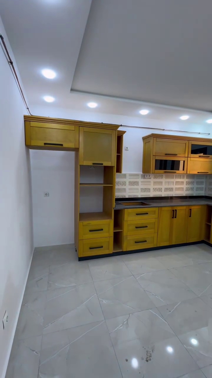 Appartement F4 à vendre - Belgaïd- Oran