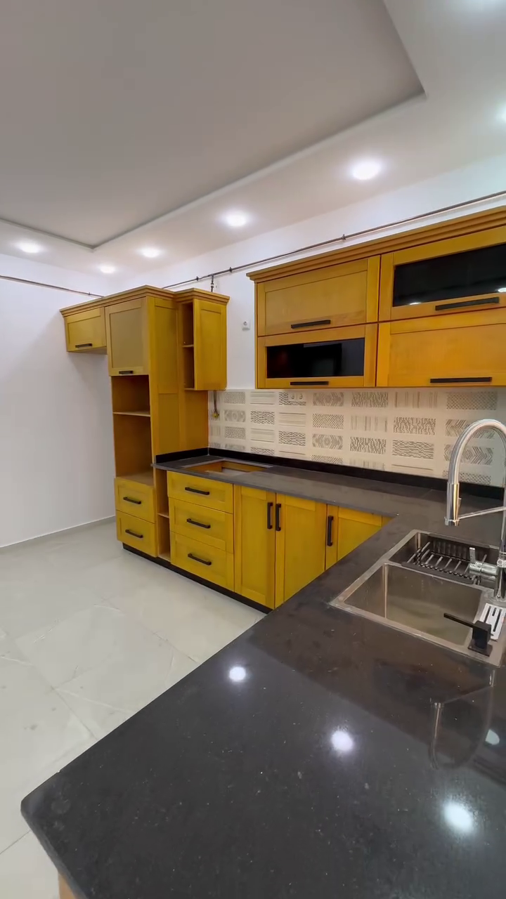 Appartement F4 à vendre - Belgaïd- Oran