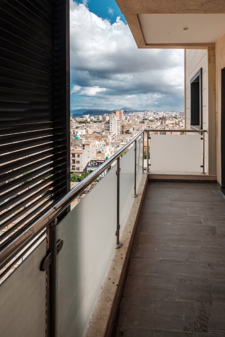 Appartement F3 à vendre - Choupot-Oran avec vue panoramique