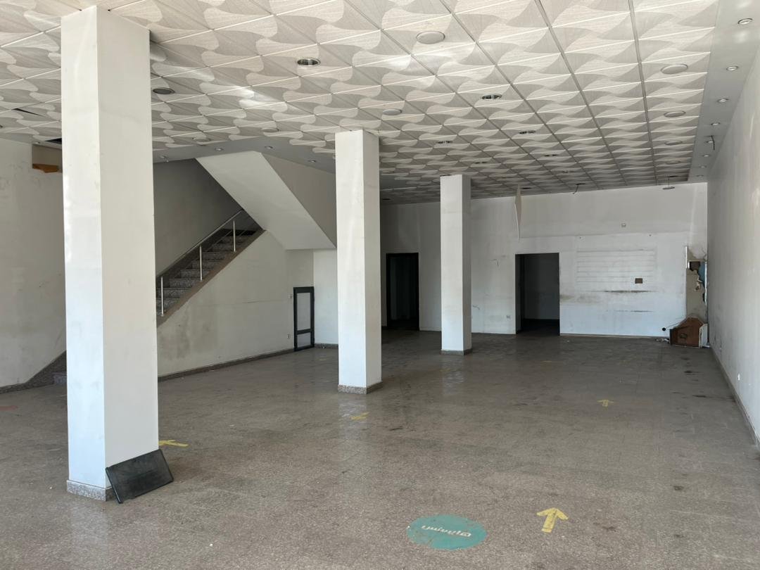 Local commercial à louer - Traversa - Oran