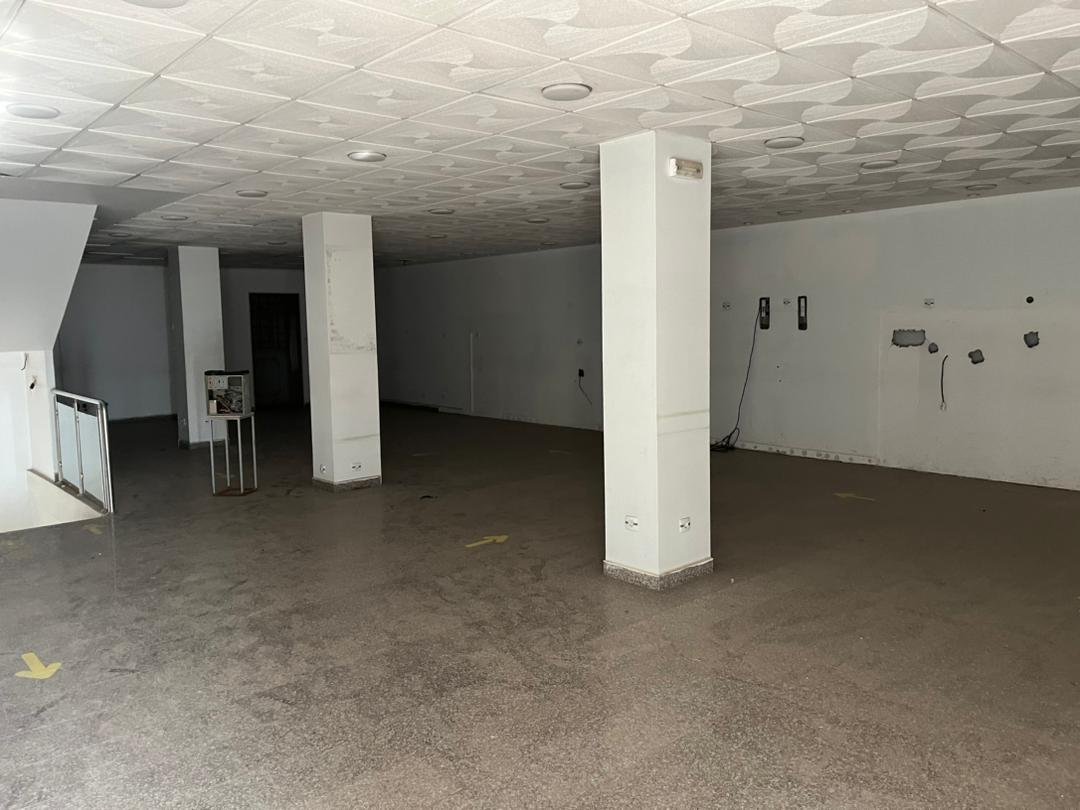 Local commercial à louer - Traversa - Oran