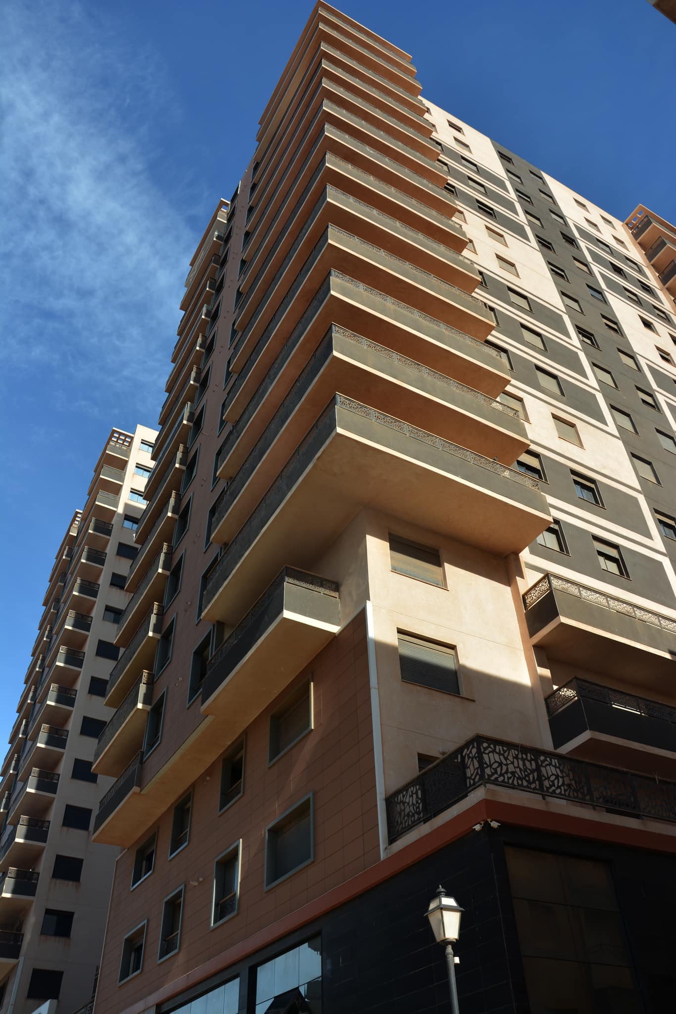 Appartement F4 à vendre - Frange Maritime-Oran avec vue sur mer