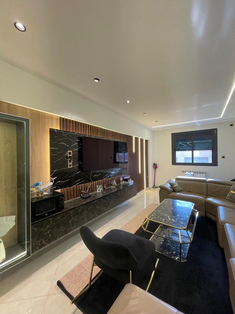 Appartement F3 à vendre - Fernand Ville - Oran avec vue panoramique
