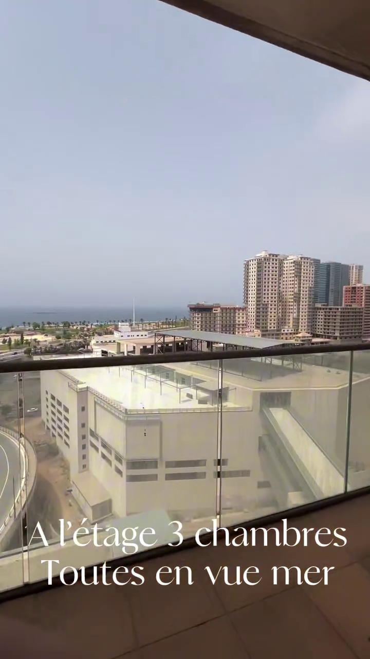 Appartement Duplex à vendre - Centre Ville -Oran avec vue sur mer