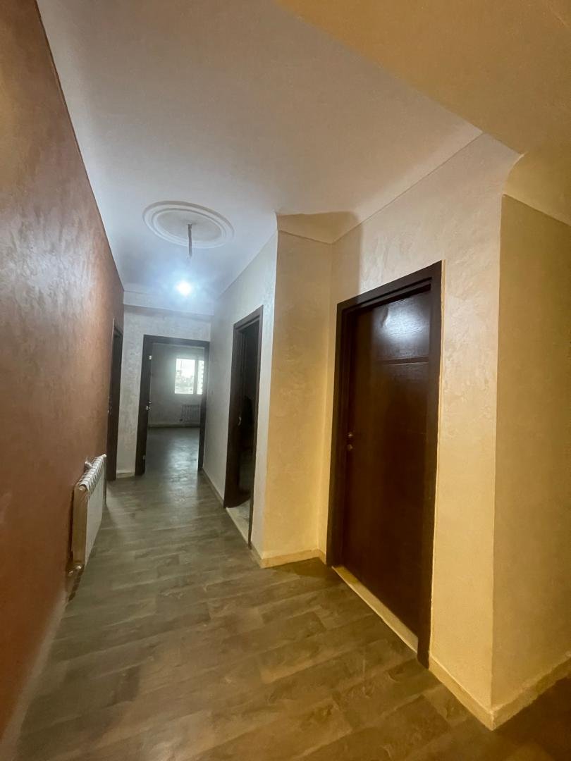 Appartement T3 à vendre - Fernand Ville - Oran avec vue sur mer