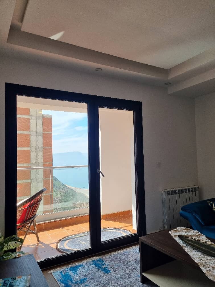 Appartement F4 à vendre - Frange Maritime- Oran avec vue sur mer