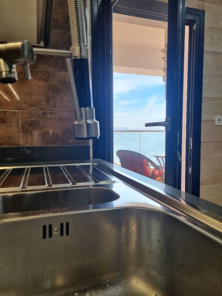 Appartement F4 à vendre - Frange Maritime- Oran avec vue sur mer