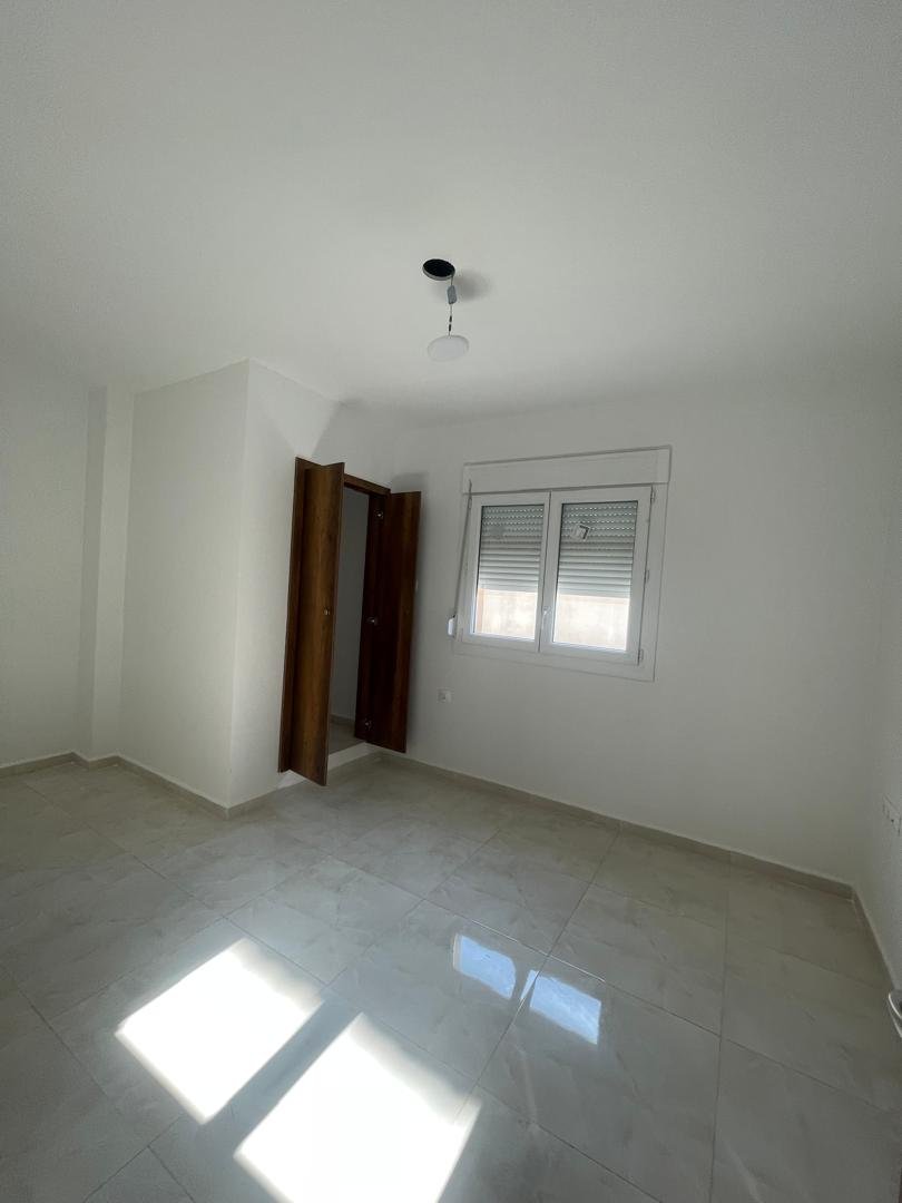 Appartement F3 à vendre - Millinium- Oran avec vue panoramique
