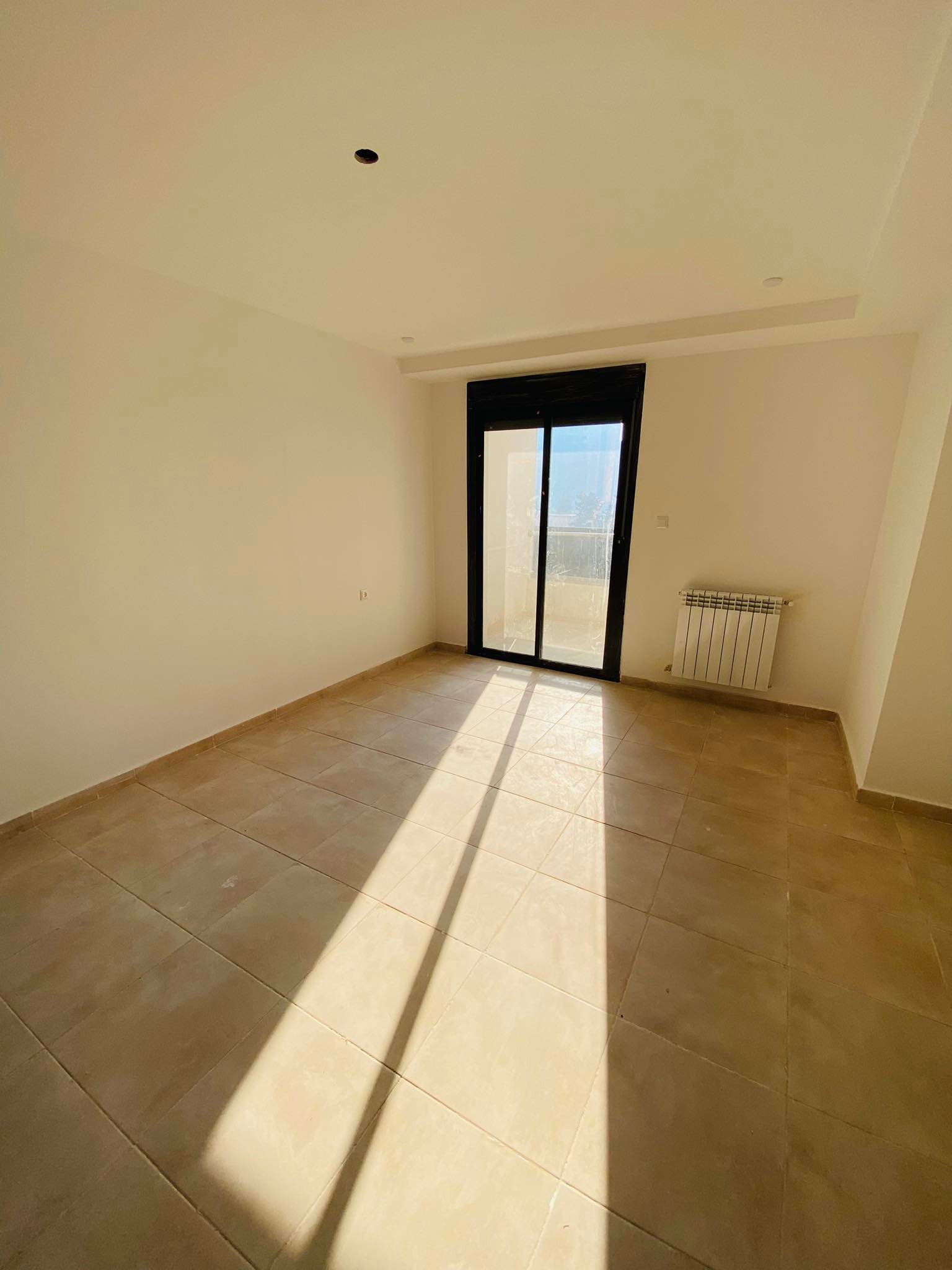 Appartement F3 à vendre - Point Du Jour - Oran avec vue panoramique