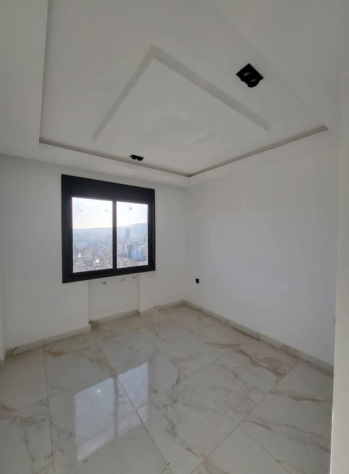 Appartement T6 à vendre - Gambetta- Oran avec terrasse