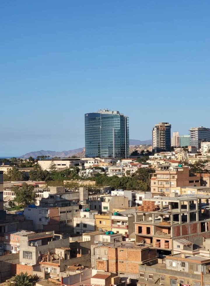 Appartement T6 à vendre - Gambetta- Oran avec terrasse