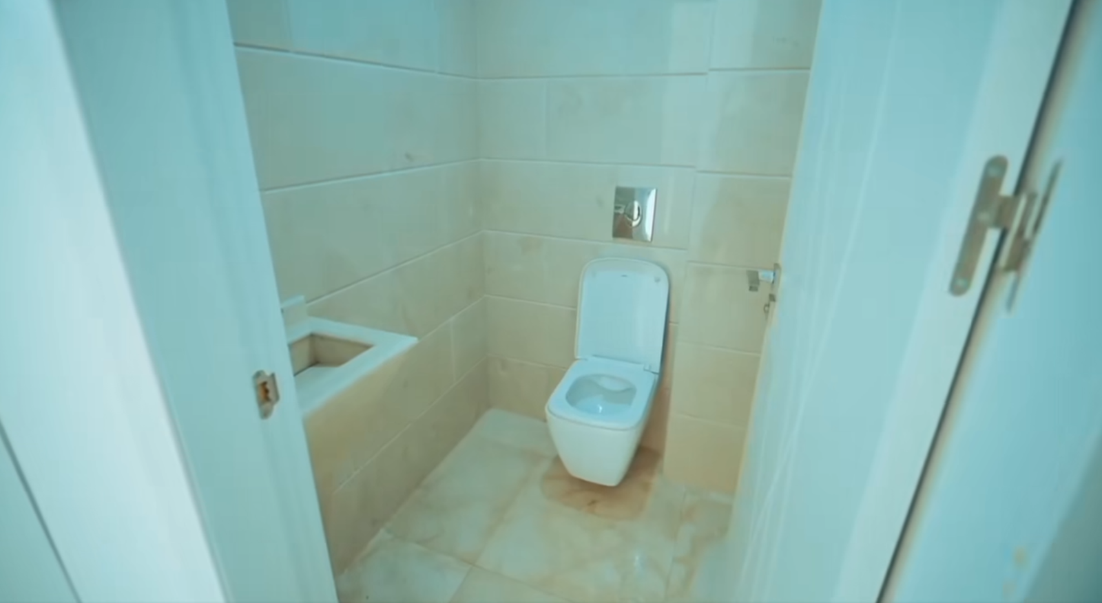 Appartement Duplex à vendre - Les Falaises-Oran avec piscine