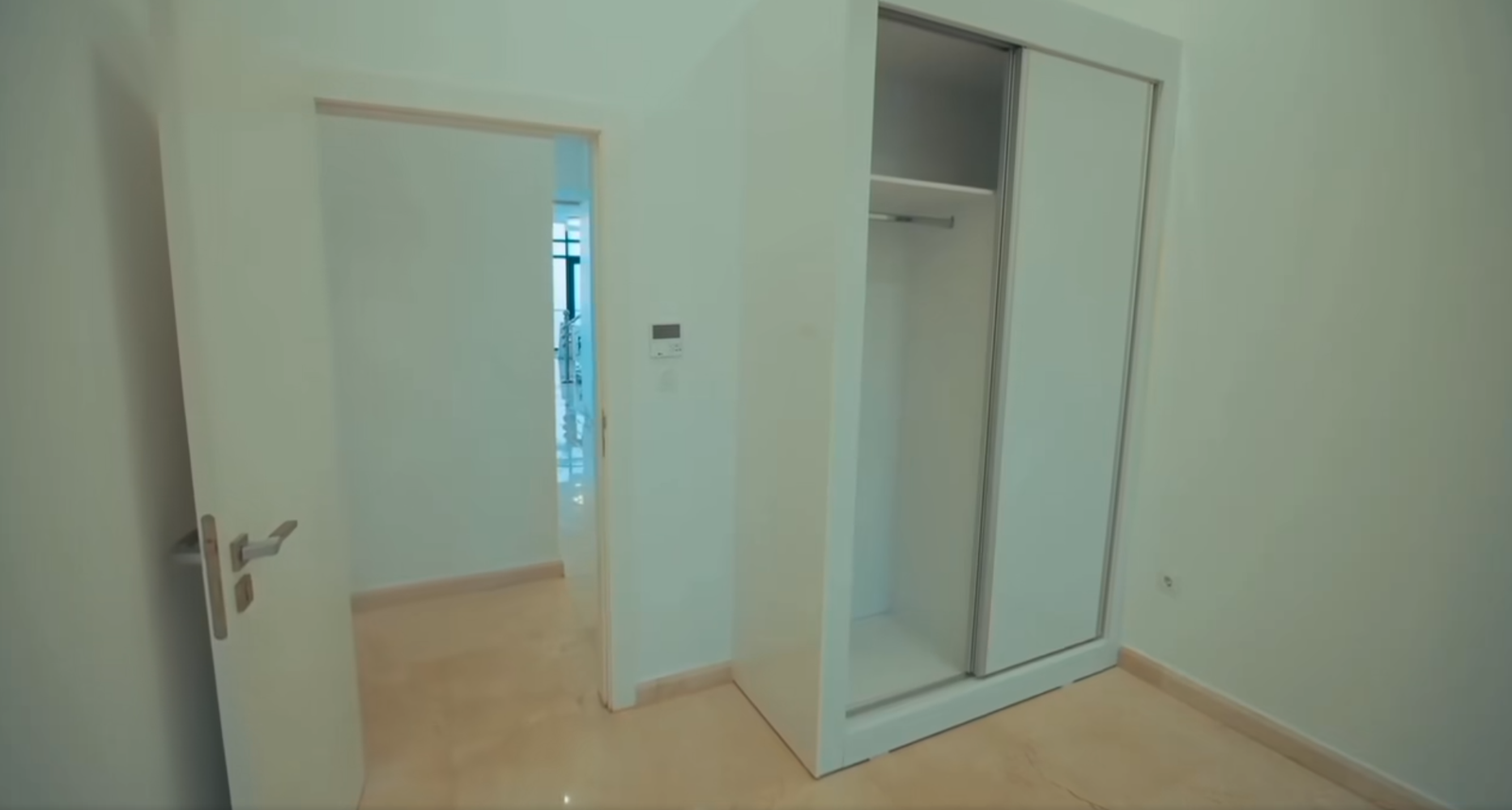 Appartement Duplex à vendre - Les Falaises-Oran avec piscine