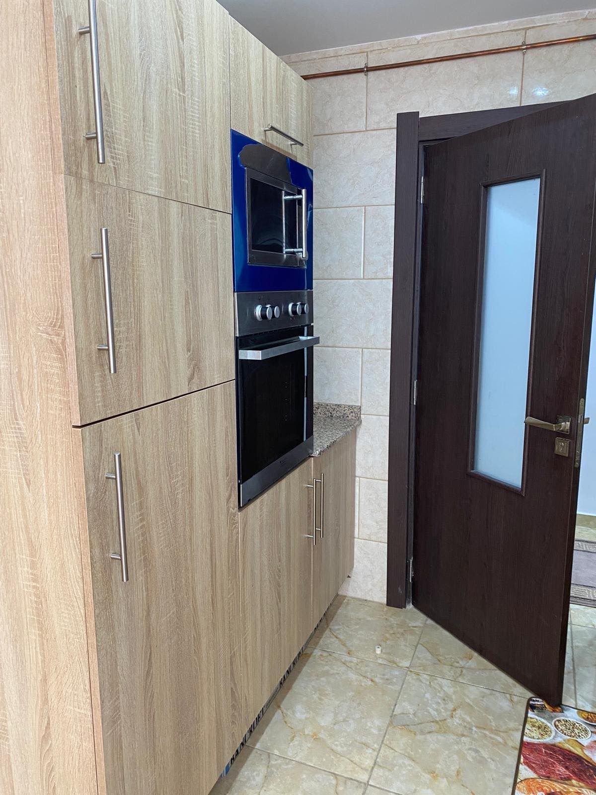 Appartement F5 à vendre à Cheraga , Alger avec suite parentale