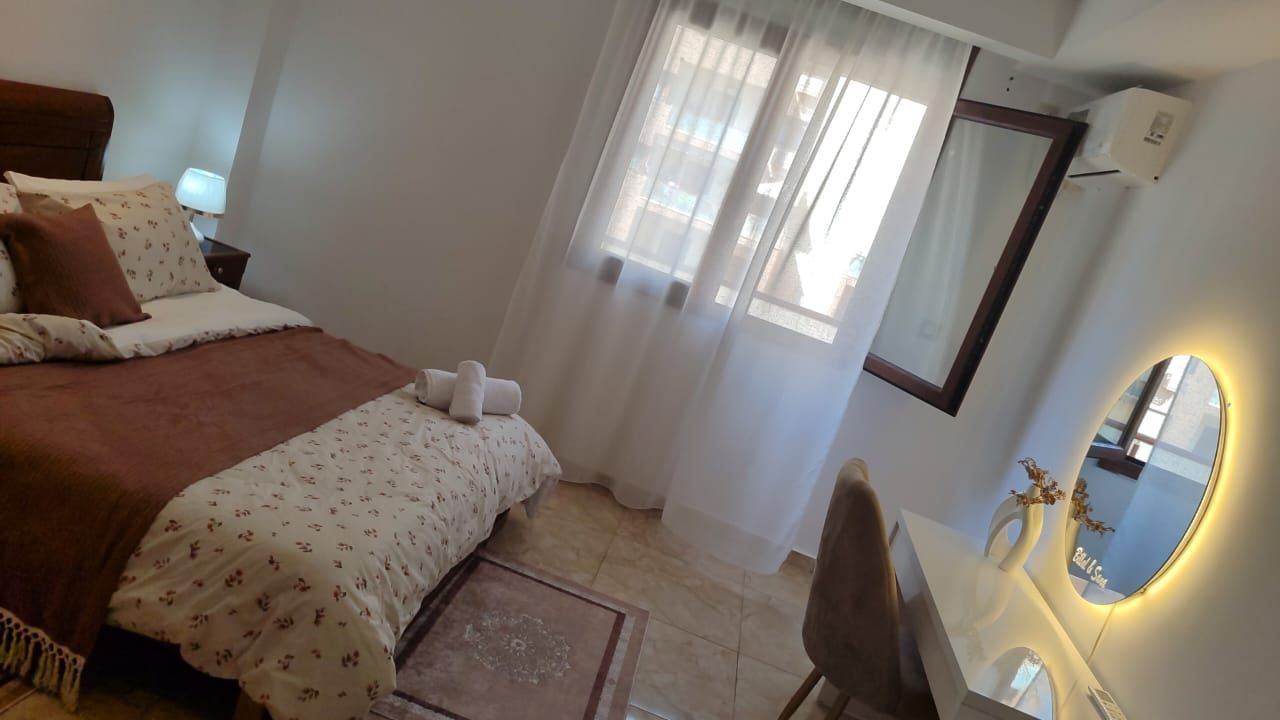 Appartement F5 à vendre à Cheraga , Alger avec suite parentale