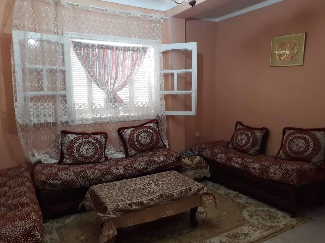 Appartement F3 à vendre - Akid Lotfi- Oran